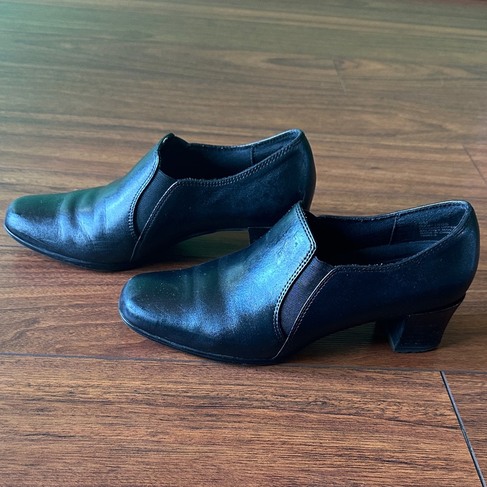 🥿🥿EUC Liz Baker Women's Black Leather Loafers with Chunky Heel🥿🥿